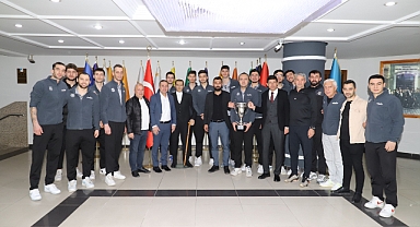 Nazilli’de kupa başkana emanet