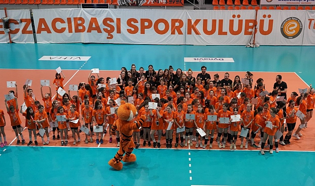 Geleneksel “Mini Tigers Voleybol Şenliği” düzenlendi