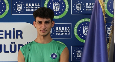 Onur Kaya Bursa Büyükşehir Belediyespor'da