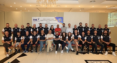 Aziz Yener'den Kosova'da hakemlere seminer