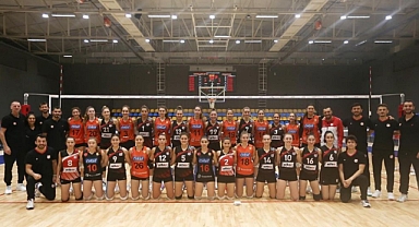 Kapaklı Sitespor hazırlık maçında Eczacıbaşı'nı konuk etti
