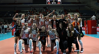 Eczacıbaşı Dynavit sezona galibiyetle başladı