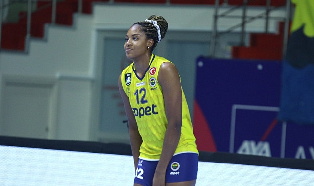 Fenerbahçe Opet'e Ana Cristina'dan güzel haber