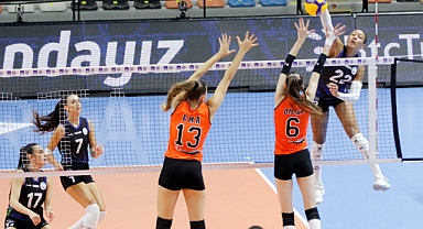Kadınlar AXA Sigorta Kupa Voley’de 2.gün sona erdi
