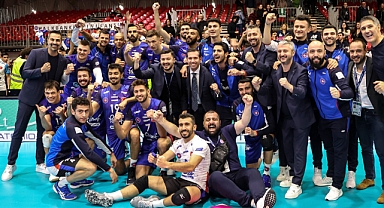 Halkbank'ta mutluluk havası
