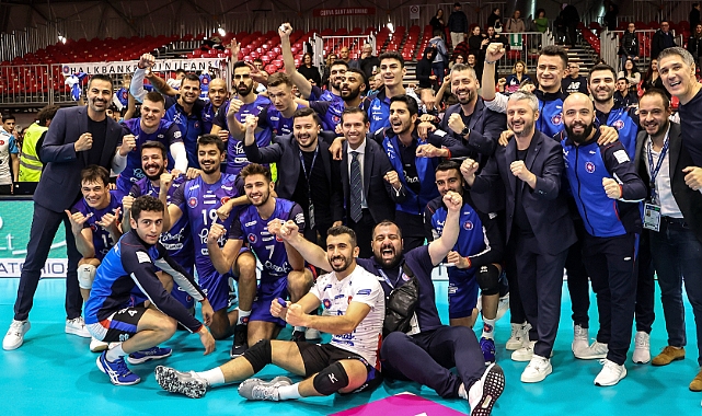 Halkbank'ta mutluluk havası
