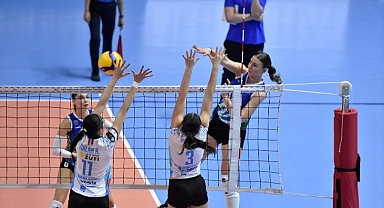 Nilüfer Belediyespor üst tura yükseldi