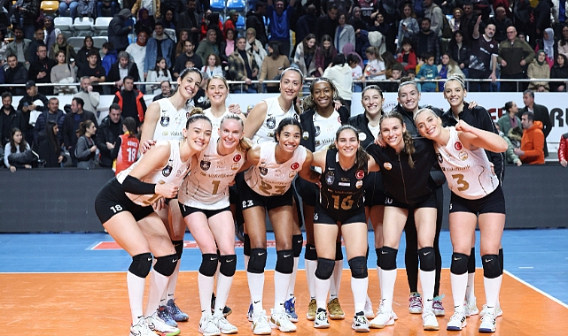 VakıfBank sezonun ilk yarısını galibiyetle tamamladı