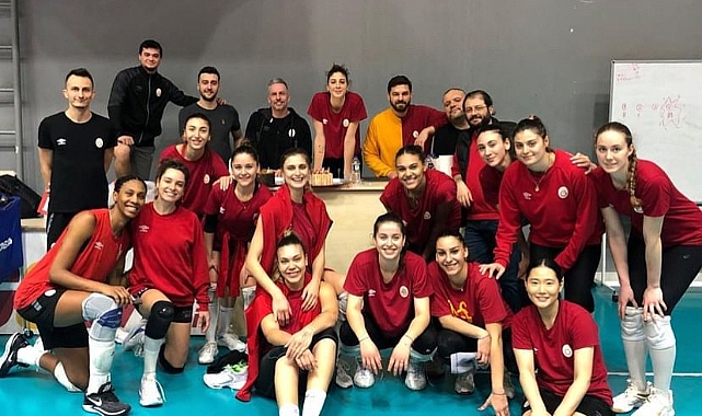 Galatasaray Daikin'de İlkin Aydın'ın doğum günü kutlandı