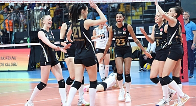 VakıfBank, Beşiktaş Ayos’u 3-1 ile geçti