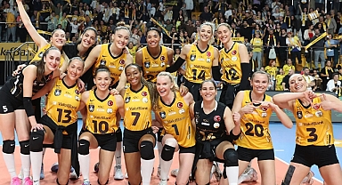 VakıfBank, Şampiyonlar Ligi play-off turu ilk maçında Rzeszow'a konuk oluyor