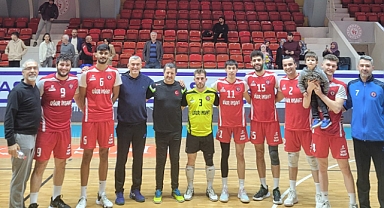 Adana Seyhan Yıldırım'dan net galibiyet