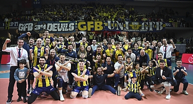 Derbinin galibi Fenerbahçe oldu