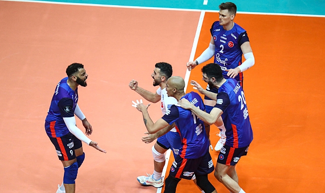 Halkbank son şampiyonu eledi