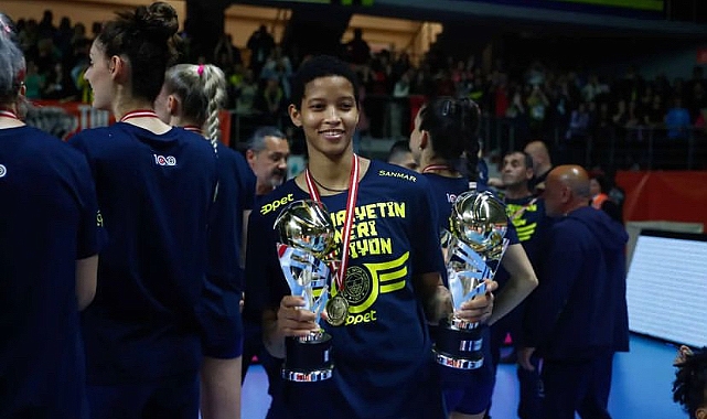 Melissa Vargas sezonun ikinci yarısında Fenerbahçe Opet forması giyecek