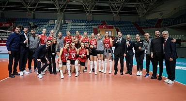 Türk Hava Yolları, Kupa Voley'de Yarı Finalde