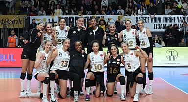VakıfBank, Sarıyer Belediyespor karşısında set vermeden galip geldi