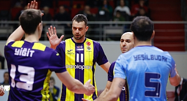 Halkbank'a ilk mağlubiyetini Fenerbahçe Parolapara tattırdı