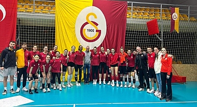 Karch Kiraly'den Galatasaray Daikin'e ziyaret