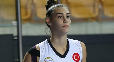 Karmen Aksoy THY'de