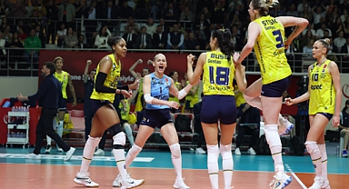 Sultanlar Ligi'nin şampiyonu Fenerbahçe Opet