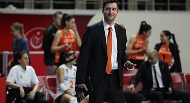 Eczacıbaşı Dynavit, Ferhat Akbaş’la yoluna devam ediyor