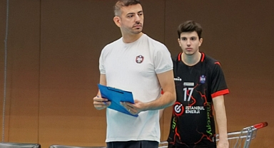 İstanbul BBSK'da erkek takımı Muharrem Polatdemir'e emanet