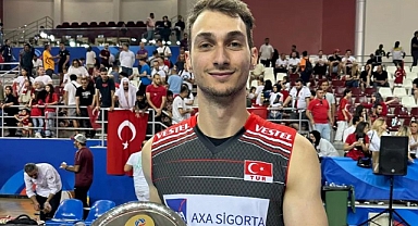 Bursa Büyükşehir Belediyespor, Arda Bostan ile anlaştı