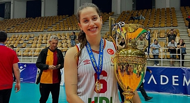 Galatasaray Daikin, Sude Hacımustafaoğlu ile sözleşme yeniledi