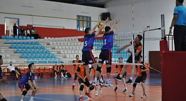 Midi Erkekler Türkiye Şampiyonası’nda yarı final eşleşmeleri belli oldu