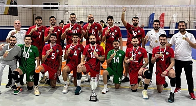 Şampiyon sporcular sözlerin tutulmasını bekliyor