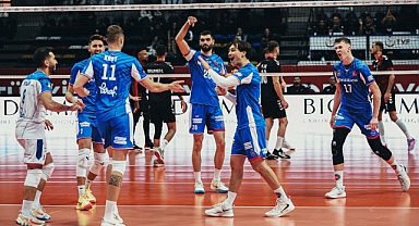 Halkbank lideri devirdi