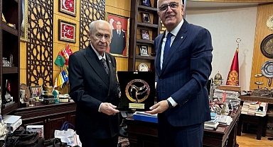 TVF Başkanı Üstündağ, MHP Genel Başkanı Devlet Bahçeli'yi makamında ziyaret etti