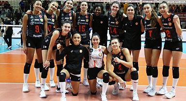 Eczacıbaşı Dynavit, Bursa'da galip