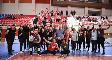 Oturarak Voleybol Erkek Milli Takımımız, dörtte dört yaptı!
