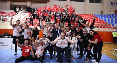Oturarak Voleybol Erkek Milli Takımımız, namağlup şampiyon