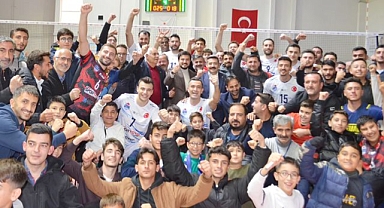 TÜRŞAD, kendi evinde Arkas'ı mağlup etti