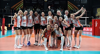 Eczacıbaşı Dynavit, ilk yarıyı galibiyetle tamamladı