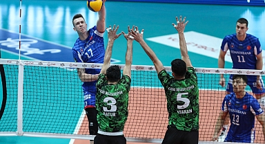 Halkbank güle oynaya