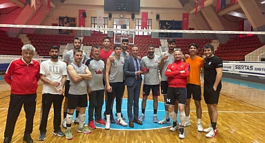 Adana Akkapı Oluşum Play-Off'a hazır
