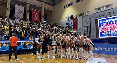 Fenerbahçe Medicana, normal sezonu lider tamamladı