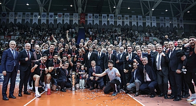 Avrupa'dan sonra Türkiye Ligi'nin de zirvesinde