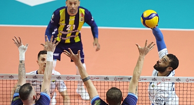 Fenerbahçe seride öne geçti