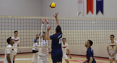 İşitme Engelliler Voleybol Türkiye Şampiyonası'nda yarı final eşleşmeleri belli oldu