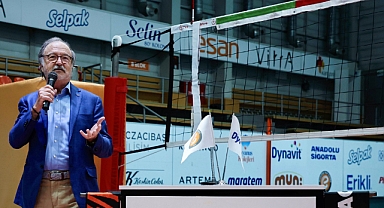 Erdal Karamercan: ''Önemli isimler ayrılır, önemli isimler gelir''