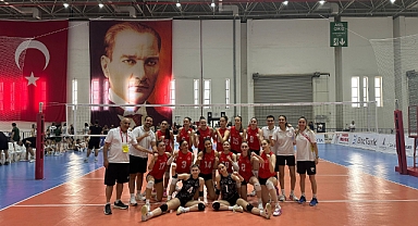 TVF Spor Lisesi dört set sonunda kazandı