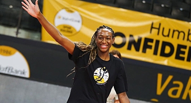 Chiaka Ogbogu yeniden VakıfBank'ta