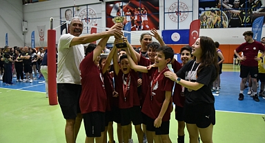 Yedidağ Minikleri Kupasına kavuştu