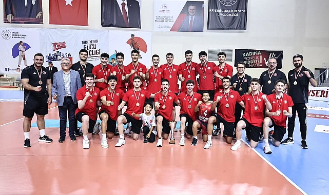 Ziraat Bankası Midi Erkeklerde şampiyonluğu kimseye bırakmadı