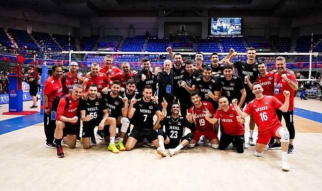 Filenin Efeleri VNL'de kalmayı garantiledi